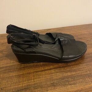 Crocs Black Wedge Sandals size 9